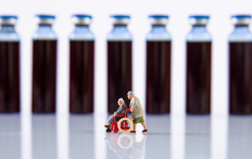全球首个新冠灭活疫苗国际临床（Ⅲ期）试验正式启动